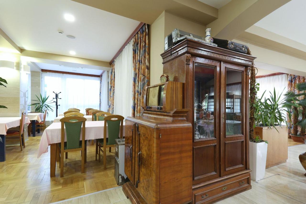 Villa Tade Debeljak Luaran gambar